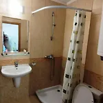 Delfin Port Apartments - Prime Location & Parking & Pet Friendly Apartamento Sveti Vlas
