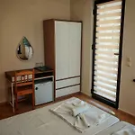 Delfin Port Apartments - Prime Location & Parking & Pet Friendly Apartamento Sveti Vlas