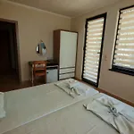 Delfin Port Apartments - Prime Location & Parking & Pet Friendly Sveti Vlas