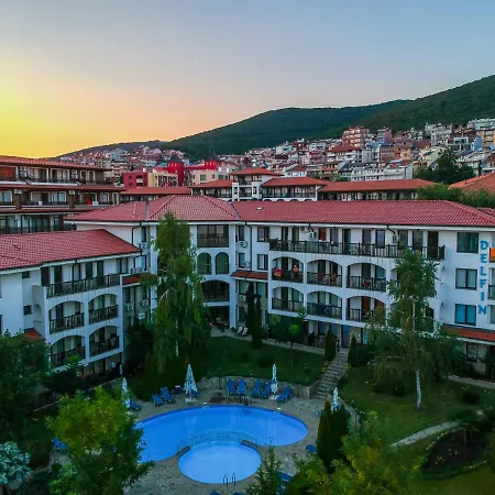 Delfin Port Apartments - Prime Location & Parking & Pet Friendly Apartamento Sveti Vlas