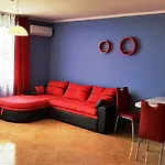 Delfin Port Apartments - Prime Location & Parking & Pet Friendly Apartmán Sveti Vlas