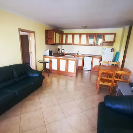 Delfin Port - Prime Location & Parking & Pet Friendly Sweti Wlas