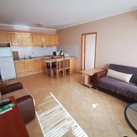 Delfin Port - Prime Location & Parking & Pet Friendly Apartment Sweti Wlas