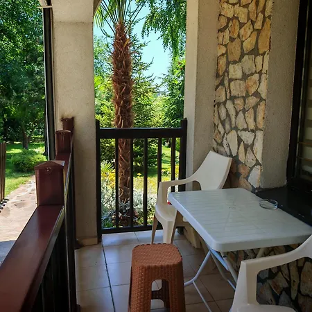 Delfin Port - Prime Location & Parking & Pet Friendly Apartment
