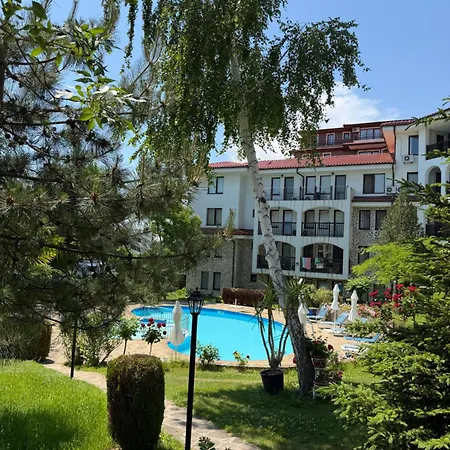 Delfin Port - Prime Location & Parking & Pet Friendly Apartment *