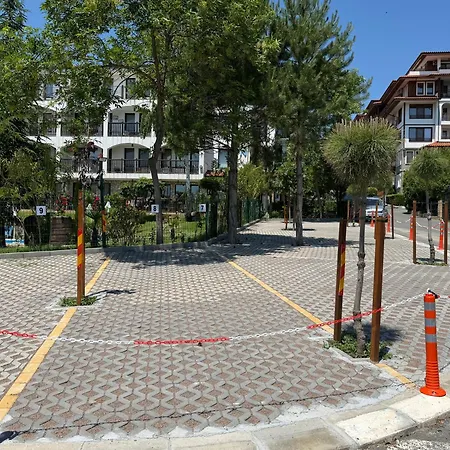 Delfin Port - Prime Location & Parking & Pet Friendly Apartment