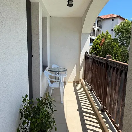 Delfin Port - Prime Location & Parking & Pet Friendly Apartment Sweti Wlas