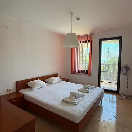 Delfin Port - Prime Location & Parking & Pet Friendly Sveti Vlas