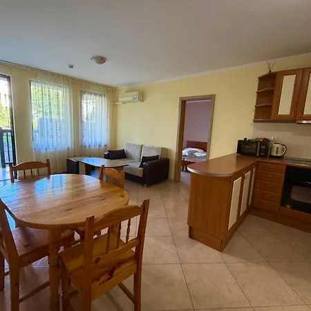 Delfin Port - Prime Location & Parking & Pet Friendly Sveti Vlas