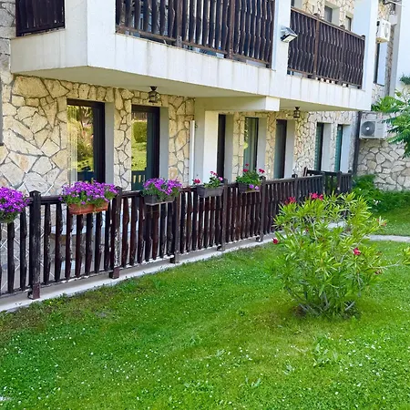 Delfin Port - Prime Location & Parking & Pet Friendly *