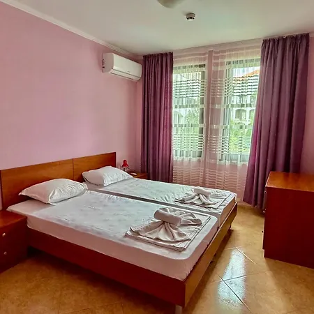 Delfin Port - Prime Location & Parking & Pet Friendly Apartment Sweti Wlas