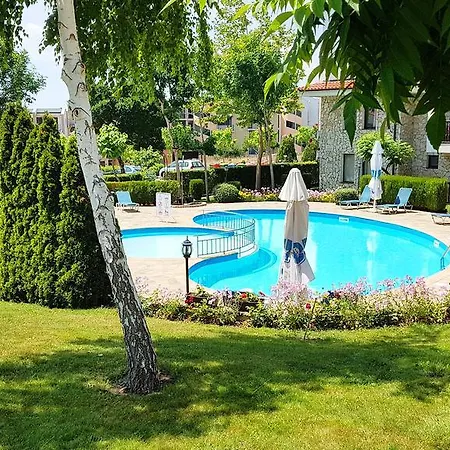 Delfin Port - Prime Location & Parking & Pet Friendly Apartment
