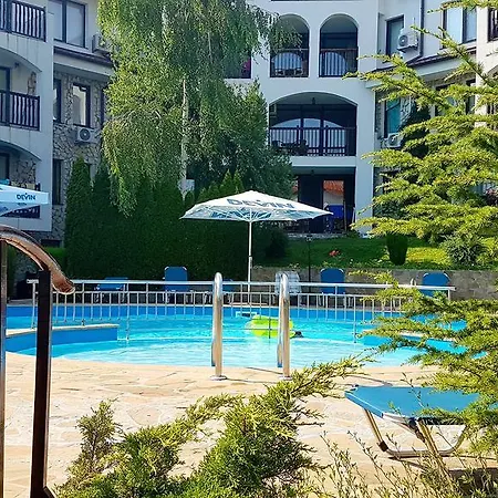 Delfin Port - Prime Location & Parking & Pet Friendly