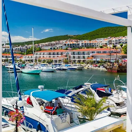 Marina Delfin - Location & Pet Friendly Apartamento Sveti Vlas